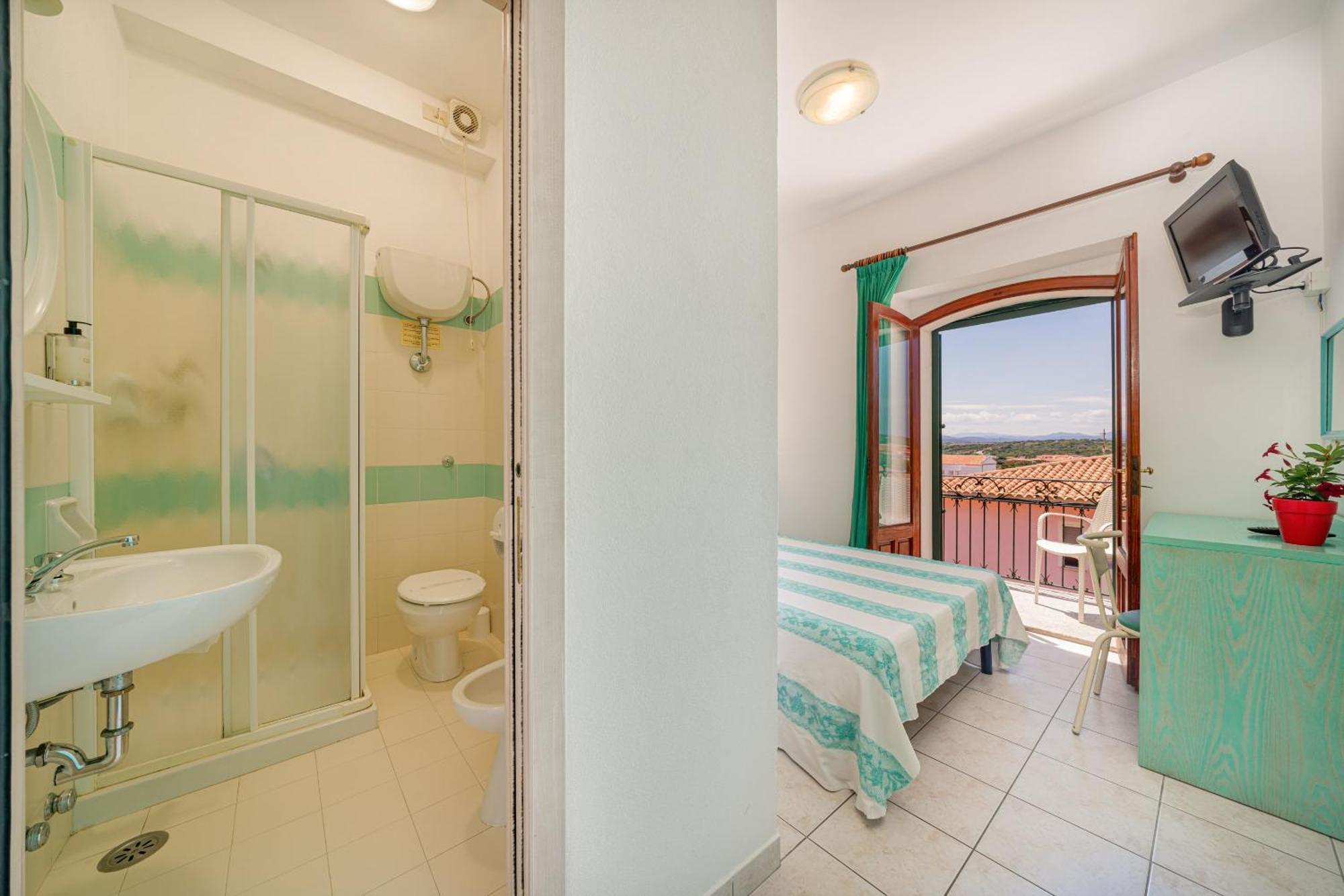 Hotel Marinaro Santa Teresa Gallura Buitenkant foto